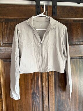 Express Neutral Zip-Front Crop jacket in Light Taupe